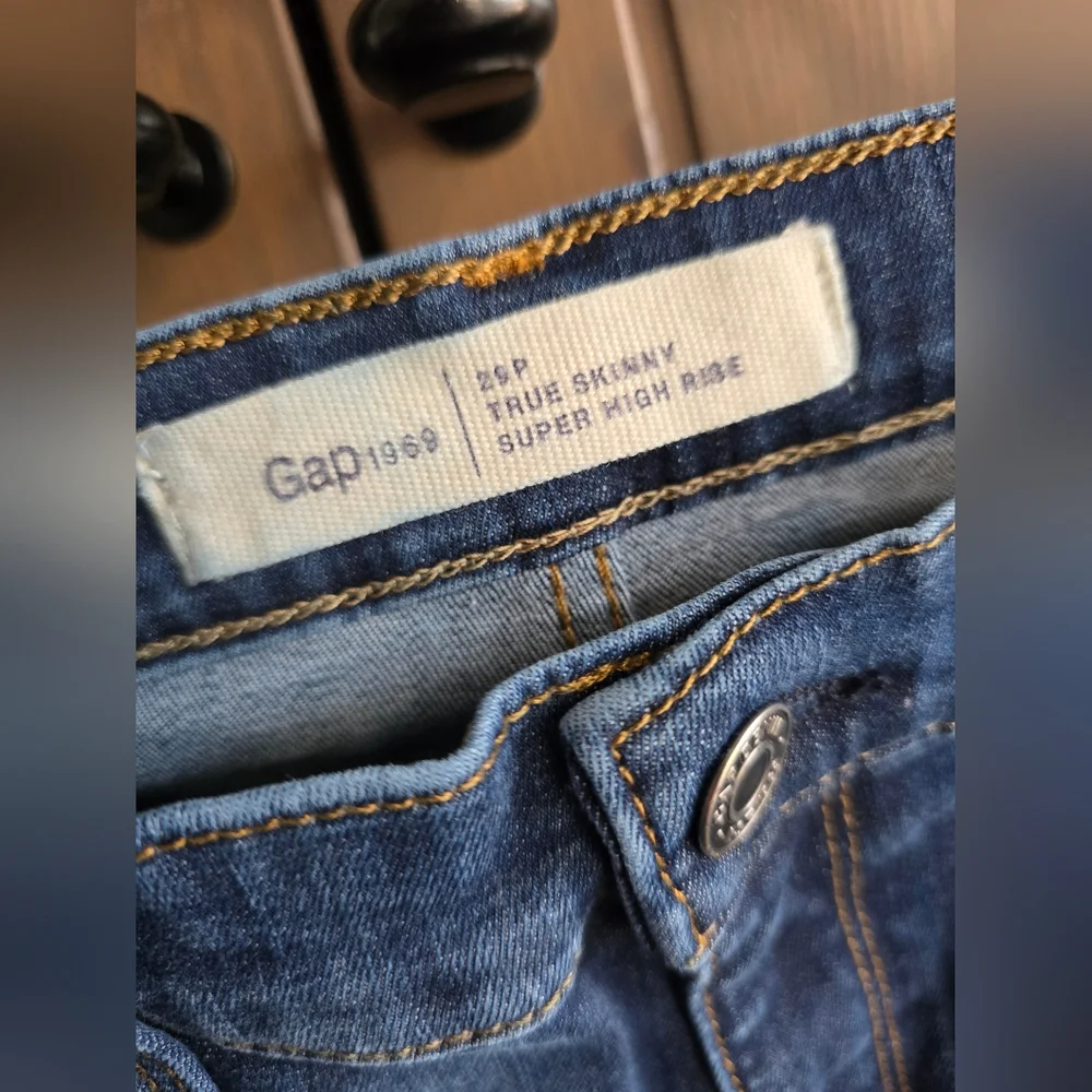 Gap 1969 True Skinny Super High Rise Jeans in 29P - Picture 3 of 4